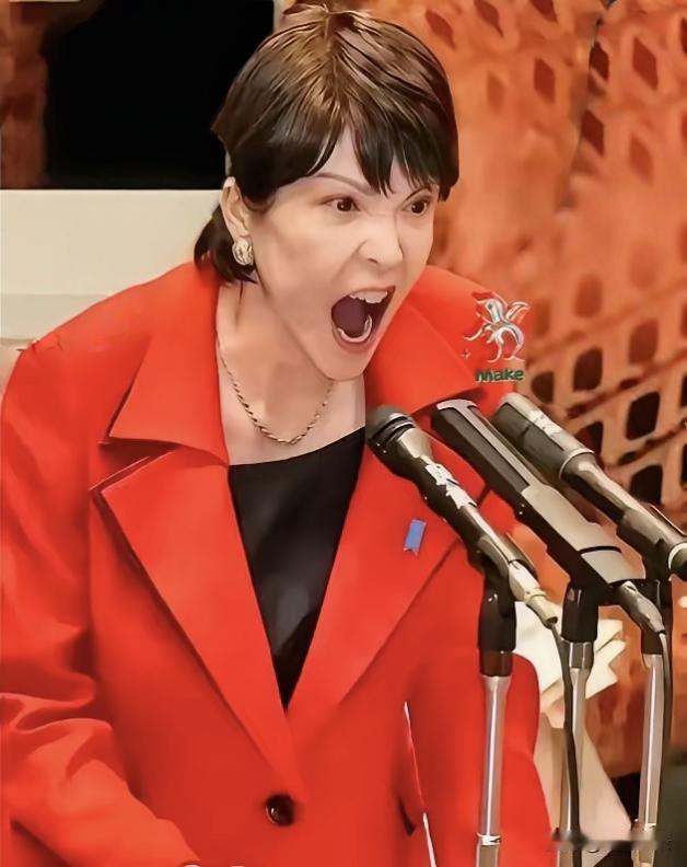 日本极右翼议员山田太郎公然喊着要全面禁止中国产品进口，想让中国经济崩溃，这言论也