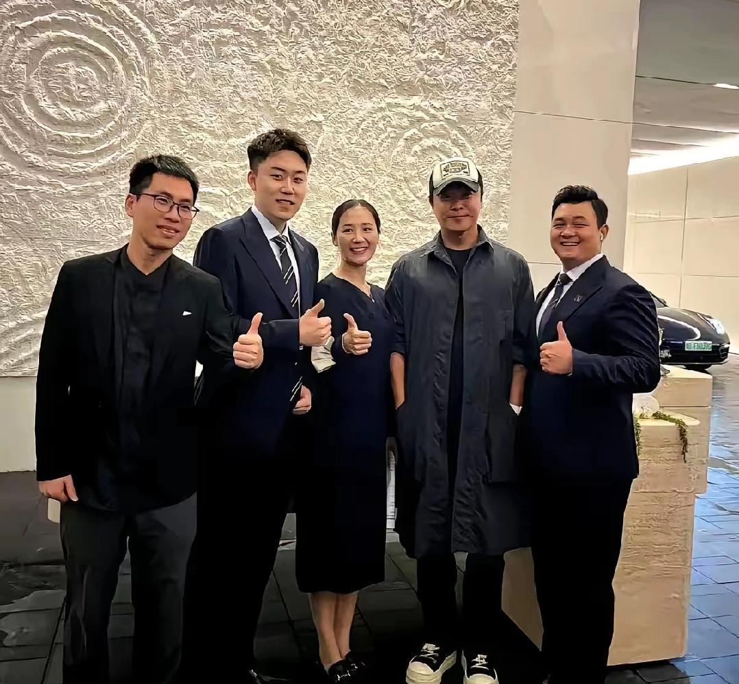 王宝强的演技，陈思诚故意“卡”了他十年。从许三多到唐仁，六部电影，百亿票房。