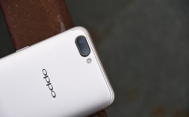 618值得买的拍照手机, 双摄像头oppo 开始预定!