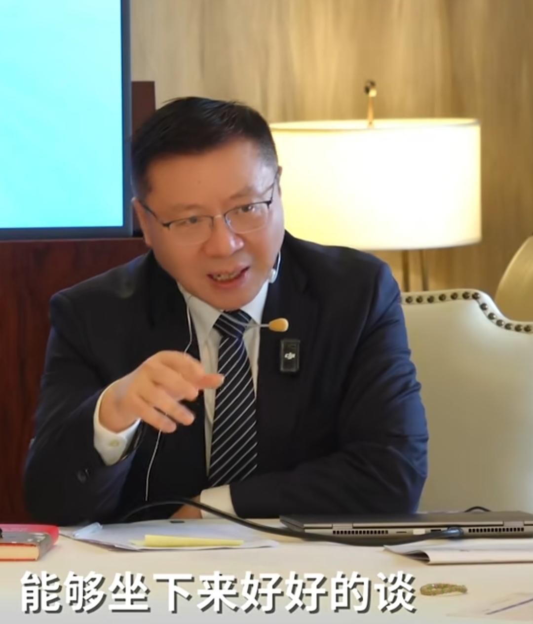 张维为教授：“两岸能够坐下来好好地谈，哪怕是一个面向未来的统一，“统一