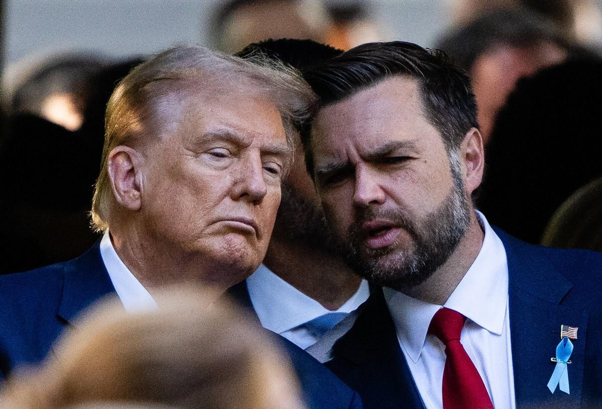 中国正告特朗普“不怕打”，虚张声势的美国，紧急给关税战灭火特朗普在2025年