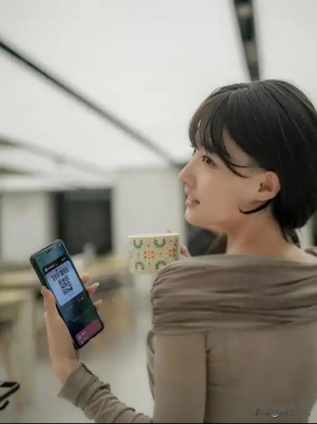 网友热议留言，为啥很多人都不用支付宝支付？微信简单明了没有广告，而支付宝广告满