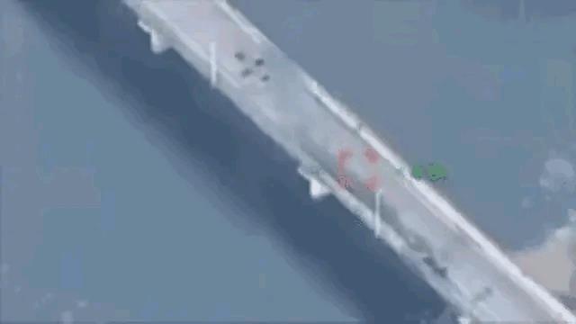 别在吹嘘火箭炮洗地了，就火箭炮这威力根本无法有效攻击坚硬混凝土工事的军用目标。