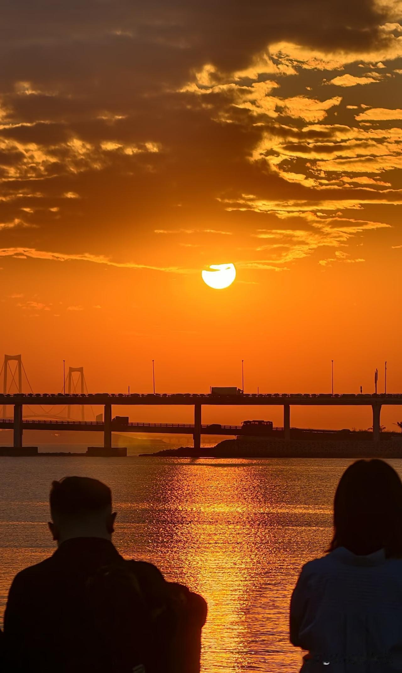 晚年最聪明的活法，就这10个“要”！一、要认老。老了就是老了，不逞能，