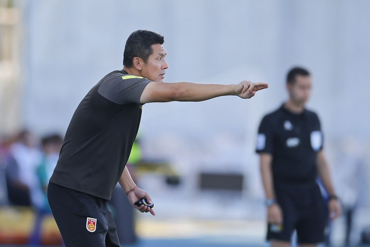 打平就出线! 杨晨: 泰国队这种踢法, 我觉得中国队不能轻视