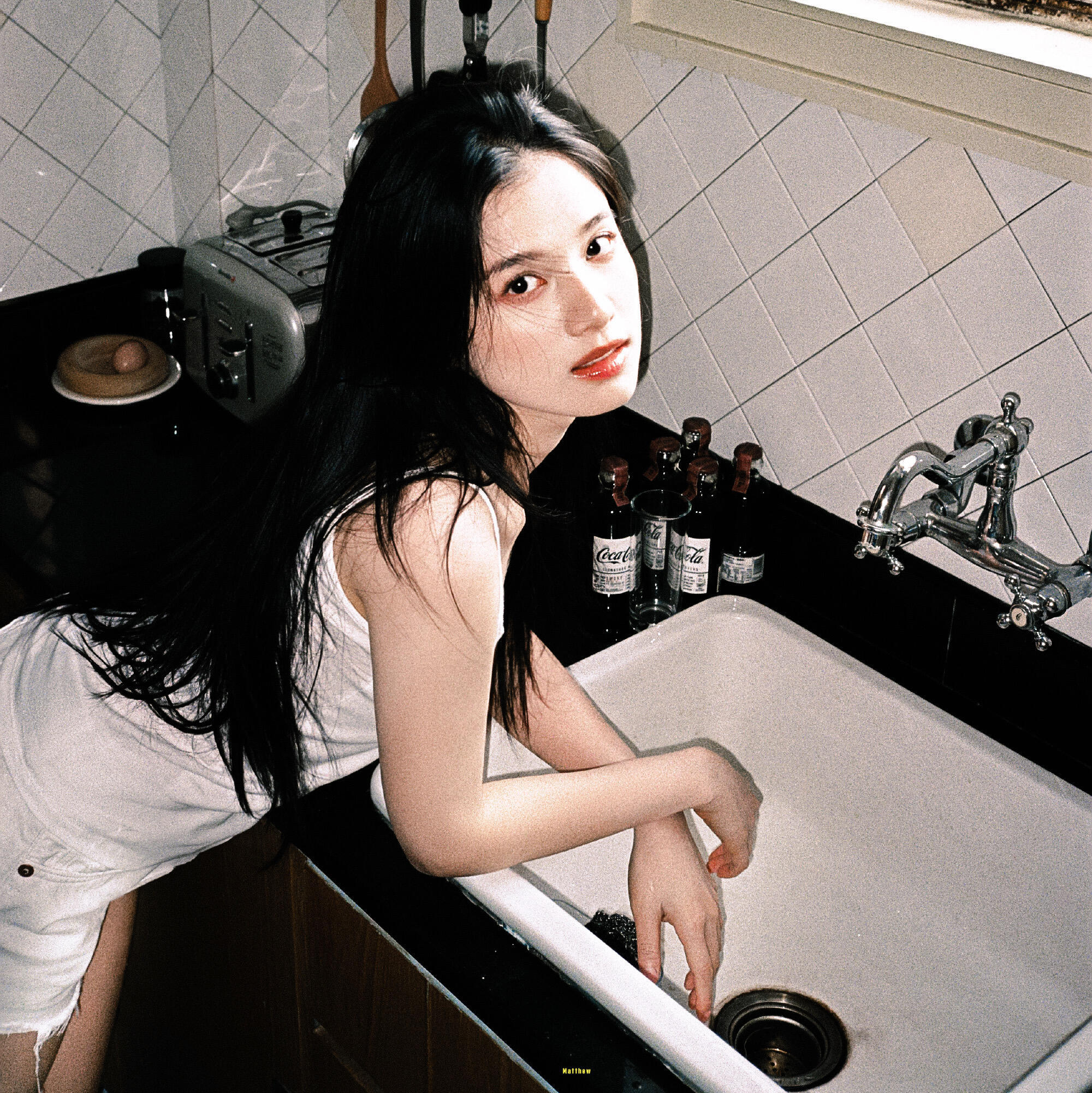 -𝐒𝐇𝐀𝐑𝐄｜张婧仪头像背景图搭配⸝⸝☕꙳🧺◟🩶。