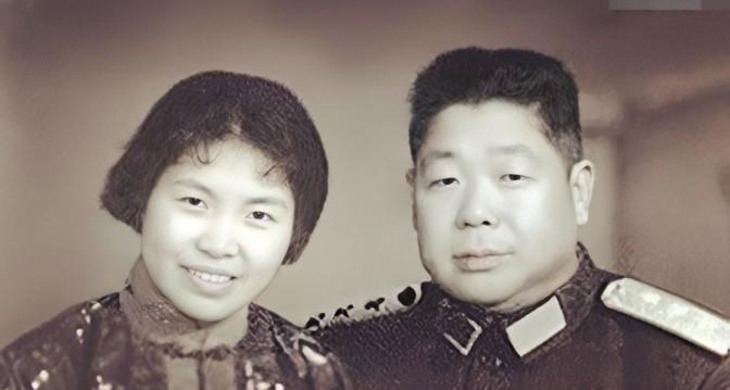 1949年，陈赓带着“妹妹”来到陈锡联的指挥部，陈赓说：“胖子！你看我妹好不好看