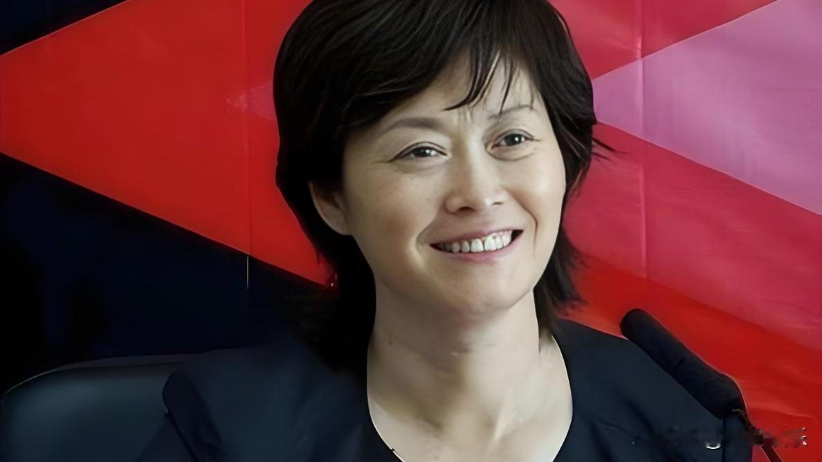 万万没想到啊，刷到一条“敬一丹享年71岁”的消息，我手一抖差点就点了蜡烛。结果人