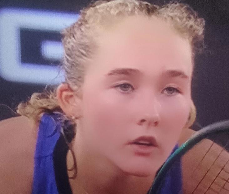 拒绝爆冷，米拉·安德列娃2-1战胜科斯蒂亚，晋级林茨站四强！2