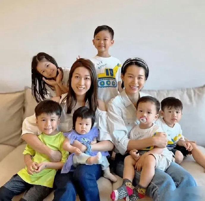 发现TVB女星一旦结婚，生孩子都好猛。林嘉欣生了三个，胡杏儿也生了三个……​