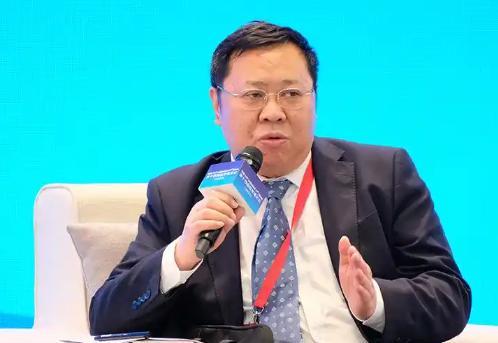 “要将老百姓存款的30%-50%转化成养老金！”这是2023年，国民养老保险董事