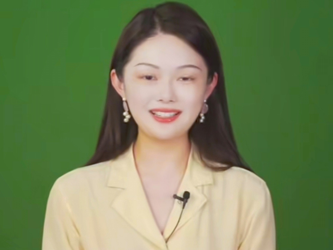 我觉得这条热搜其实挺残忍的，它变相让一个残酷的社交法则直接摊牌——阶层跃迁的代价