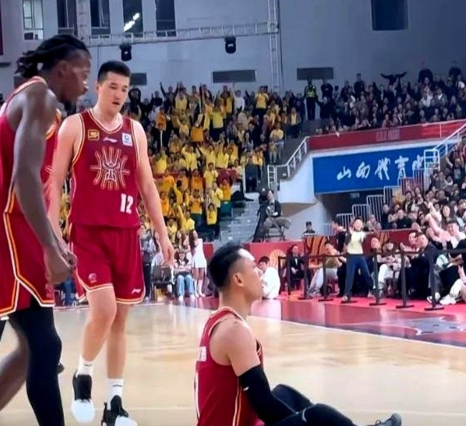 山西队可以3:0战胜广东队，为何却0:3惨败北京，原因找到，媒体人一针见血，痛快
