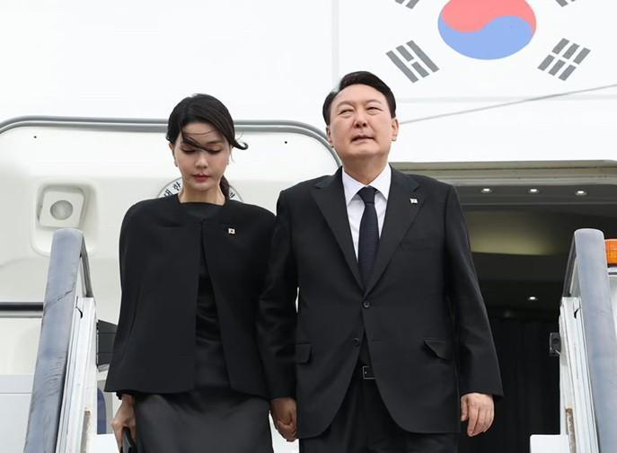 快讯！快讯！。韩国方面突然公布了。调查记录里，金建希向调查人员承认收