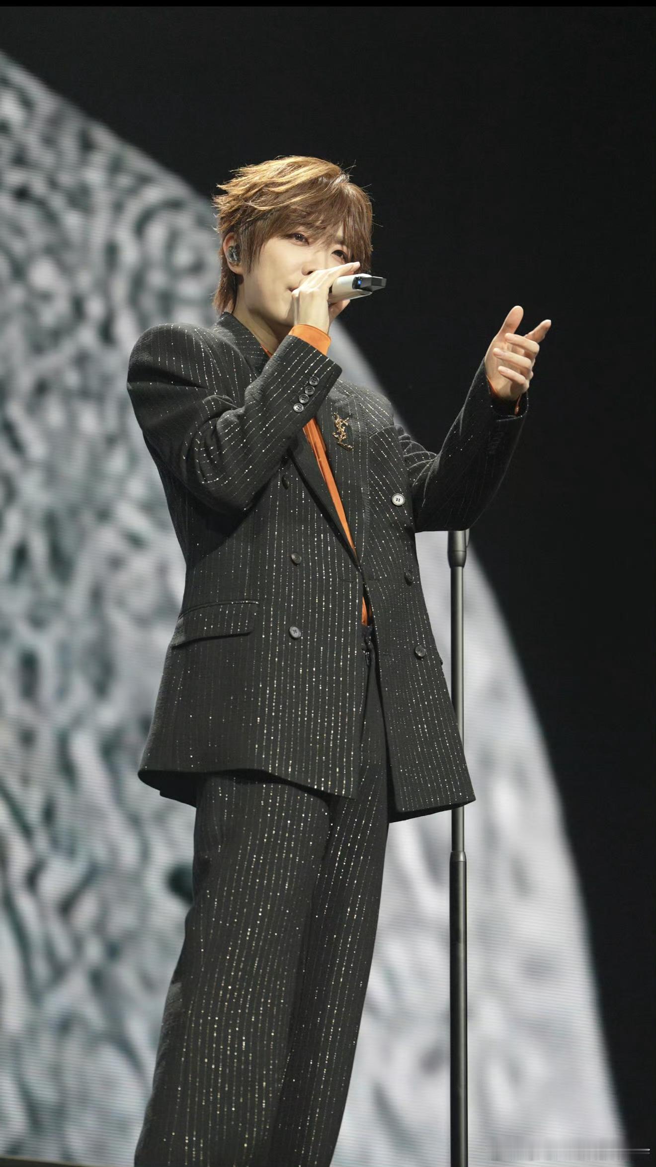 徐良徐良不仅有曲库还有题库徐良题库又更新了演唱会解锁新奇游玩方式，不用单纯聆听旋