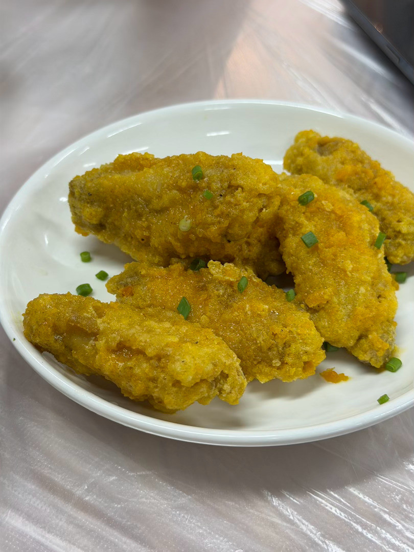 爱吃饭的人日子不会过的太差炒饭是MVP咸蛋黄鸡翅也不错