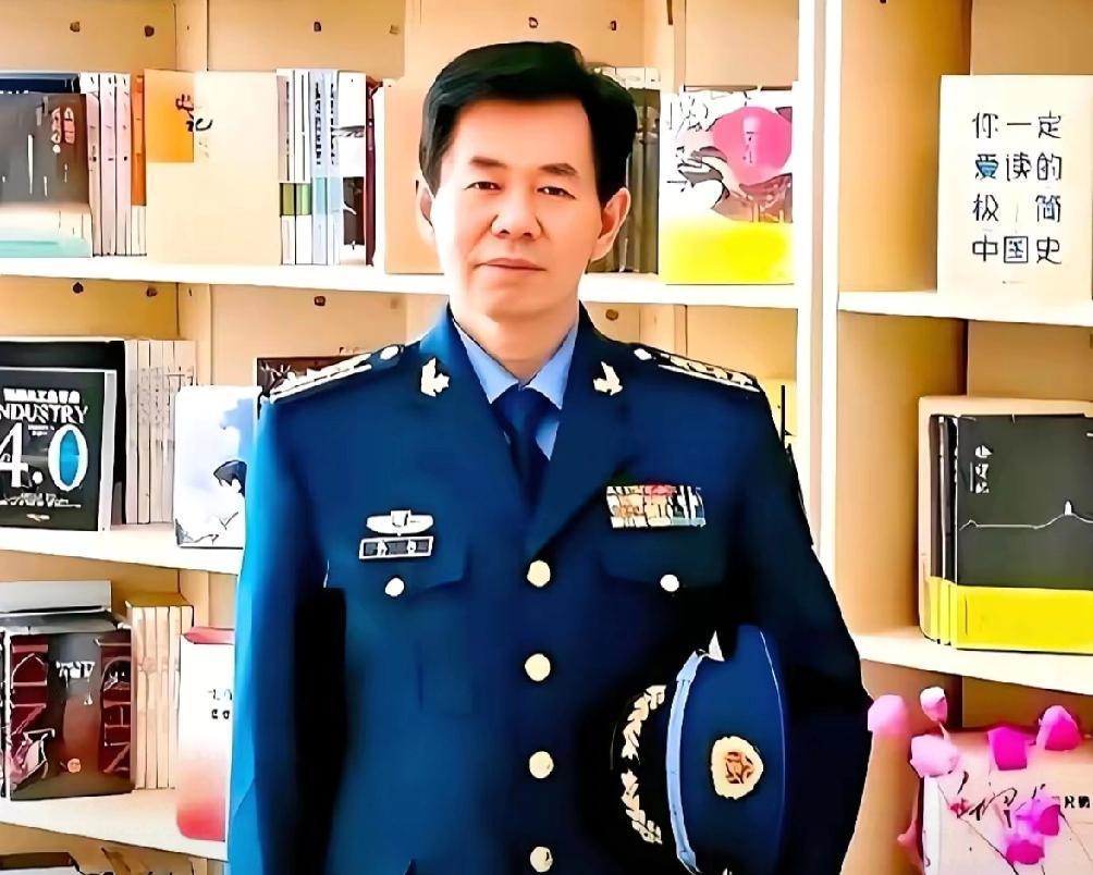 咱们总以为有了先进装备，有了钱，腰杆子自然就硬了。​其实根本不是那么回事儿