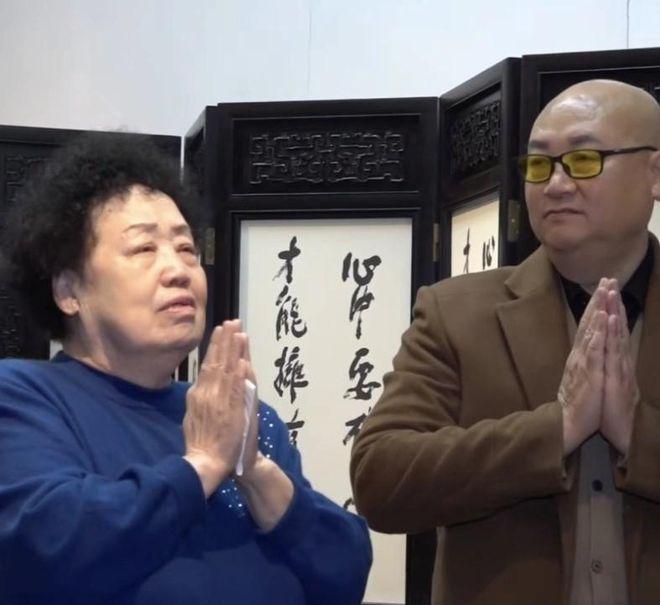 有没有搞错，迟重瑞为什么要出家？陈丽华去世后，迟重瑞被拍到在寺庙诵经，全网