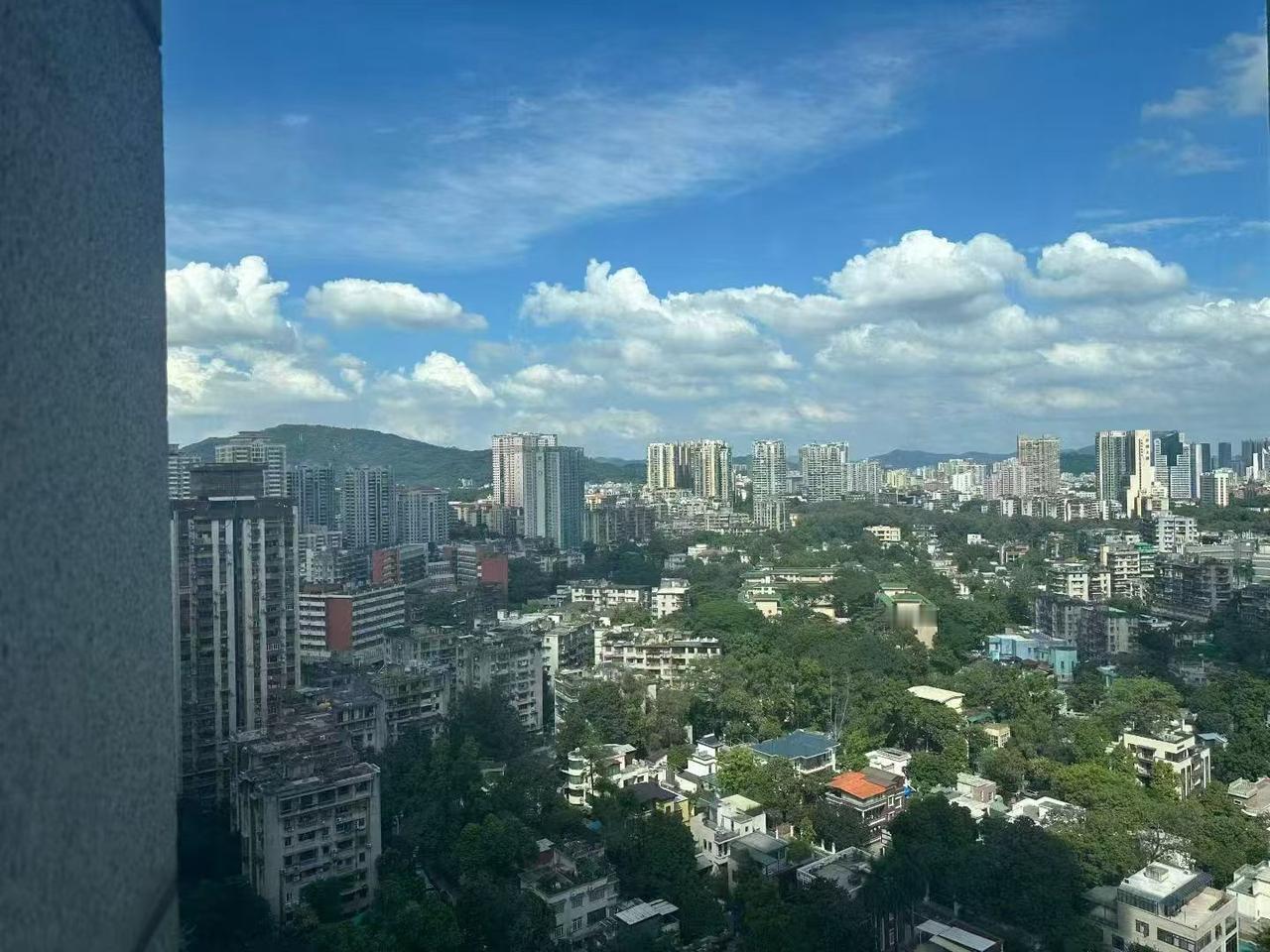 发现没只要你手里有退休金，每个月按时到账，不论多少，你就会比同龄人活得有底气一