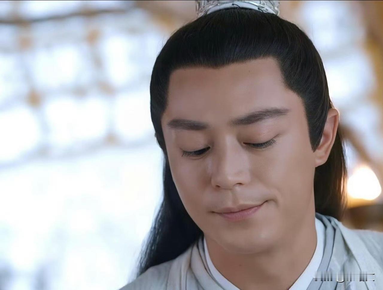 重温《花千骨》造型辣眼！霍建华熊猫眼赵丽颖蓝唇，敬业态度圈粉网友重温《花千