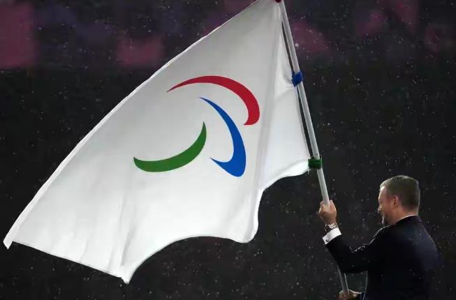 尴尬!国际体育圈上演了一出魔幻大戏——印尼因拒发签证被国际奥委会重罚,俄罗斯却因