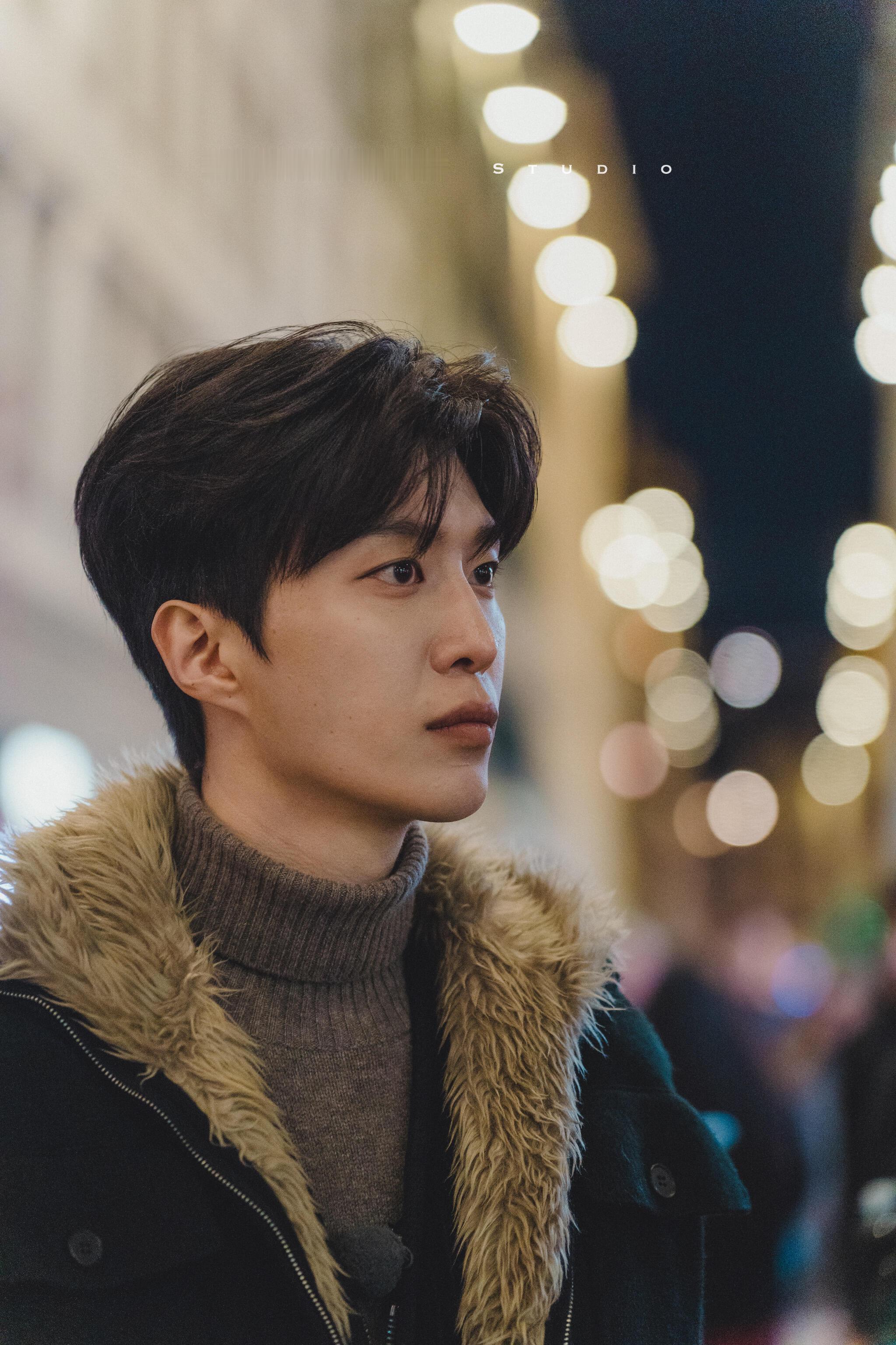 两眼一睁就是收图，范丞丞把综艺拍成文艺电影了。范丞丞把综艺拍成文艺电影了​​​