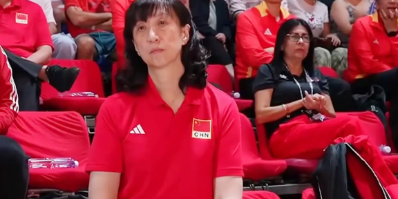 8月23日，2025世界女排锦标赛中国女排迎来小组赛首秀，在与公认为是本组实力最