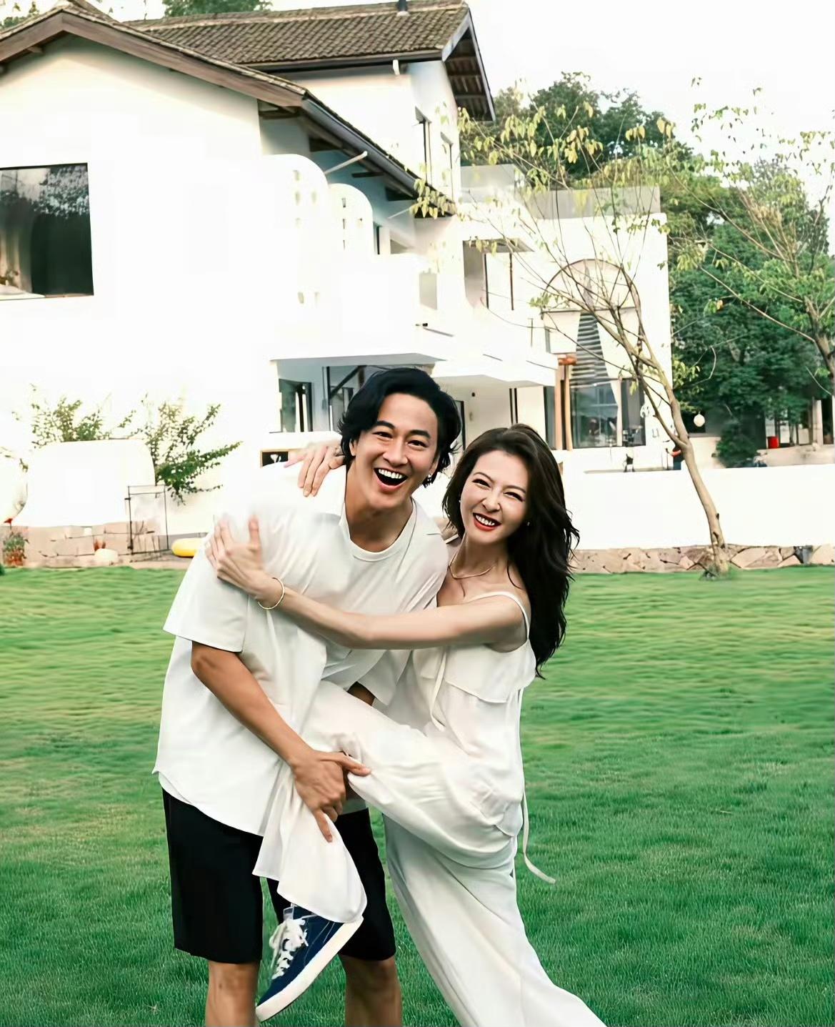 何润东最近太顺了，翻红了，一下子官宣七八个代言！网友扒了他的历史，发现根本没有