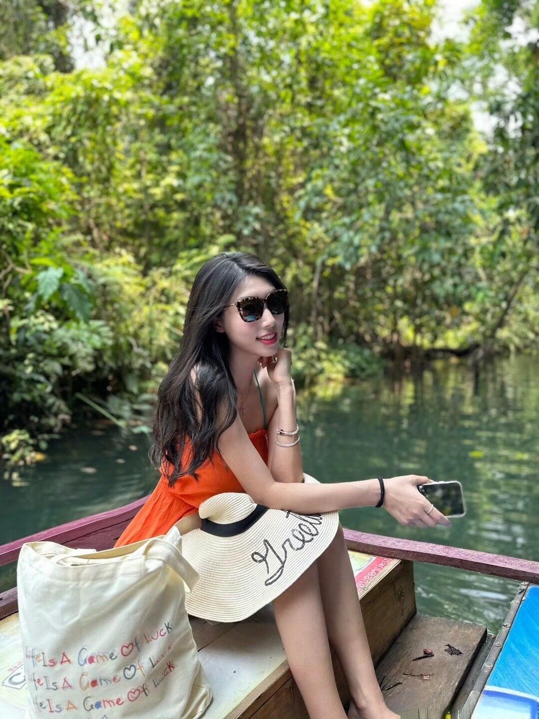 把平凡的生活过得不平凡～上热门御姐拍照姿势godisagirl