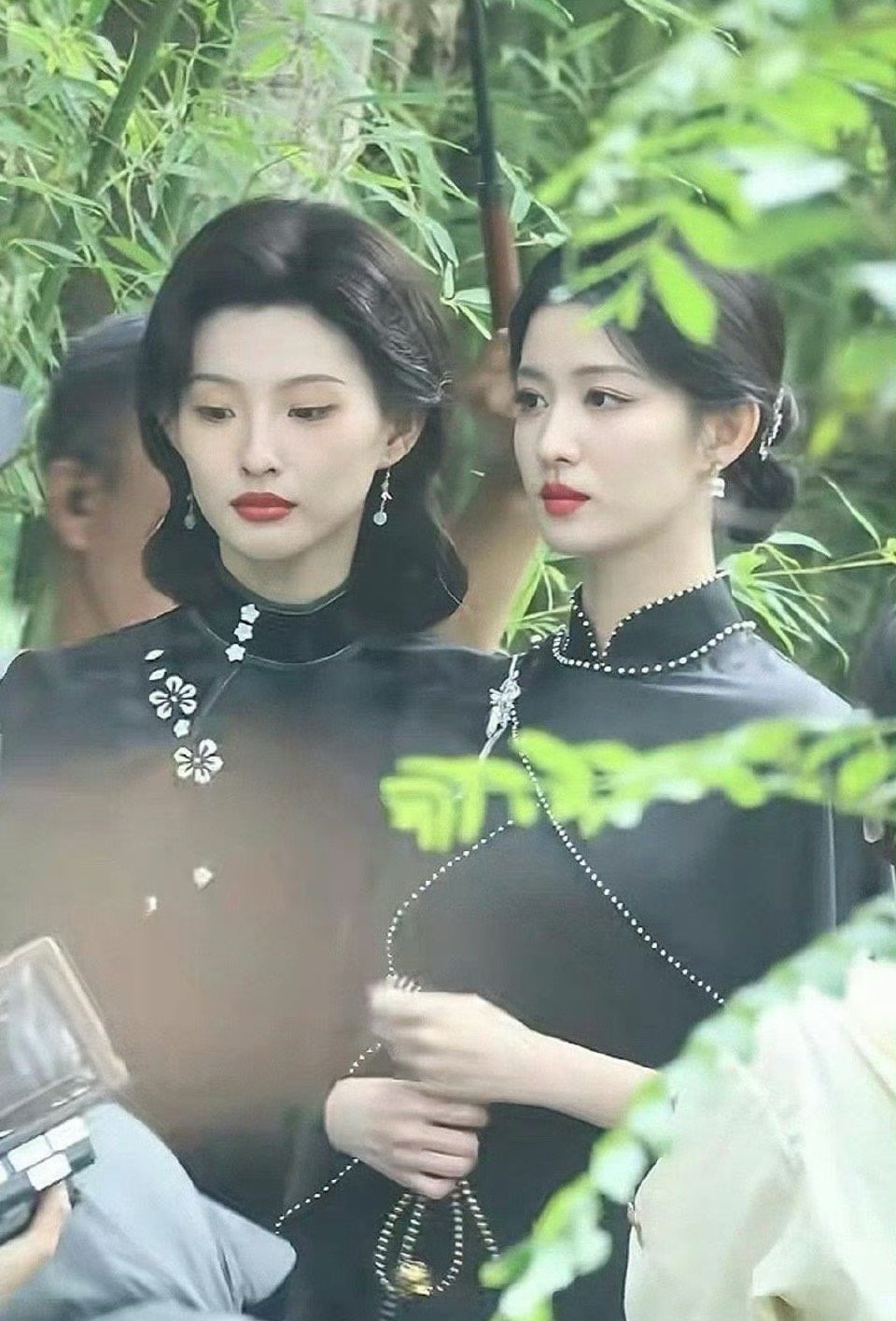 得亏是王楚然够美女配才不用让妆