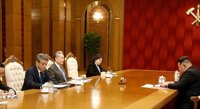 王毅访朝释放重磅信号！中朝65周年盟约要升级了？王毅外长访朝，释放的信号已经很