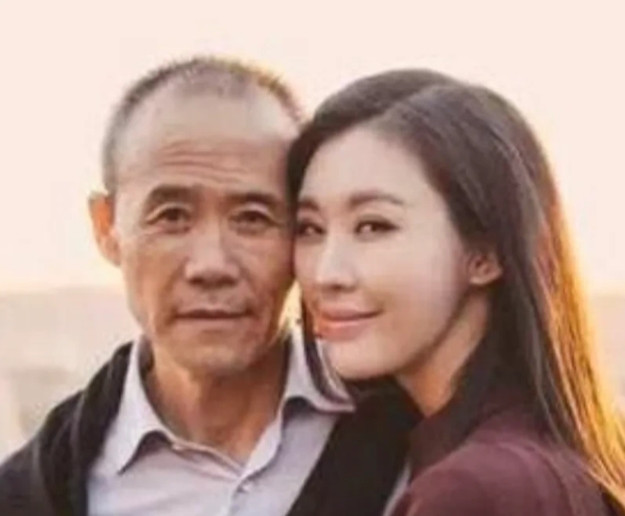 2015年，64岁王石娶了小30岁的田朴珺，田朴珺想要一辆200万豪车，王石不愿
