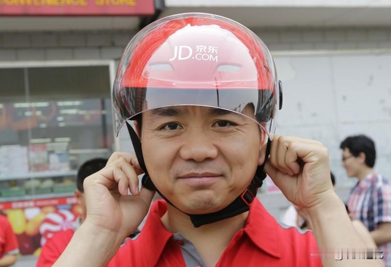 人性专家坦言：“底层人想要翻身，最忌循规蹈矩、唯唯诺诺。这个世界的规则，从来