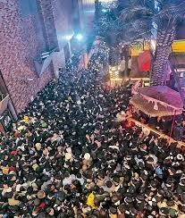 【#失踪的梨泰院惨案救援消防员已身亡#】韩国梨泰院在2022年10月发生严重踩踏