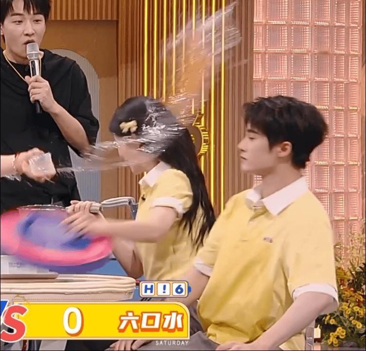 檀健次：比佛山那天的雨大​​​