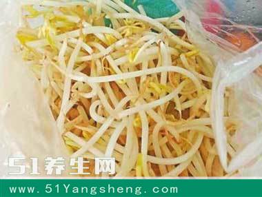 医生告诉我们要多吃蔬菜, 却从来不会告诉我们, 不能吃这四种!