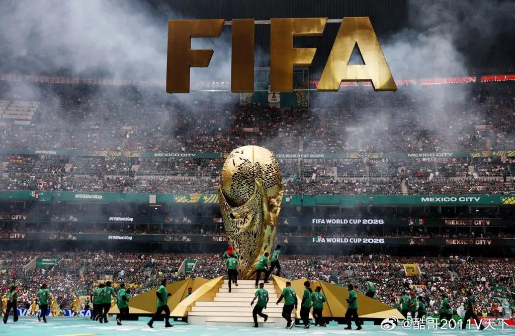 国际国内时事新闻世界杯综述｜墨西哥2-0南非三人染红，韩国2-1逆转捷克，姆巴