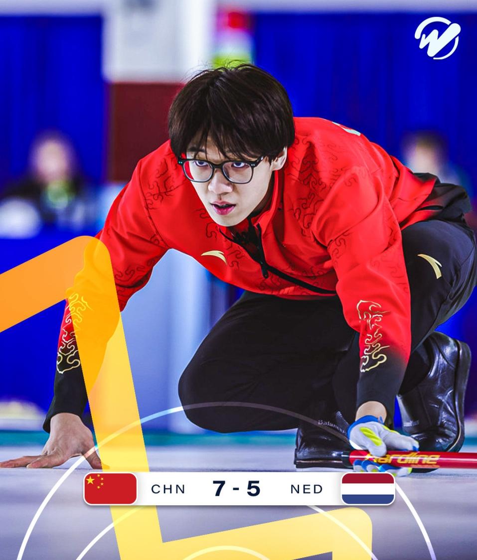 中国冰壶混双队三连胜!12月16日，米兰冬奥会冰壶混双项目落选赛在加拿大基洛纳
