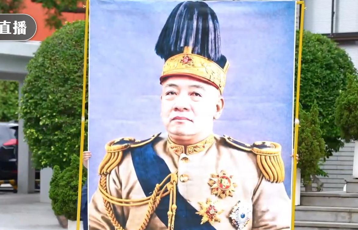 台湾民调机构的调查结果显示，卓荣泰不副署“立法院”通过的财划法，赞成不副署的人士