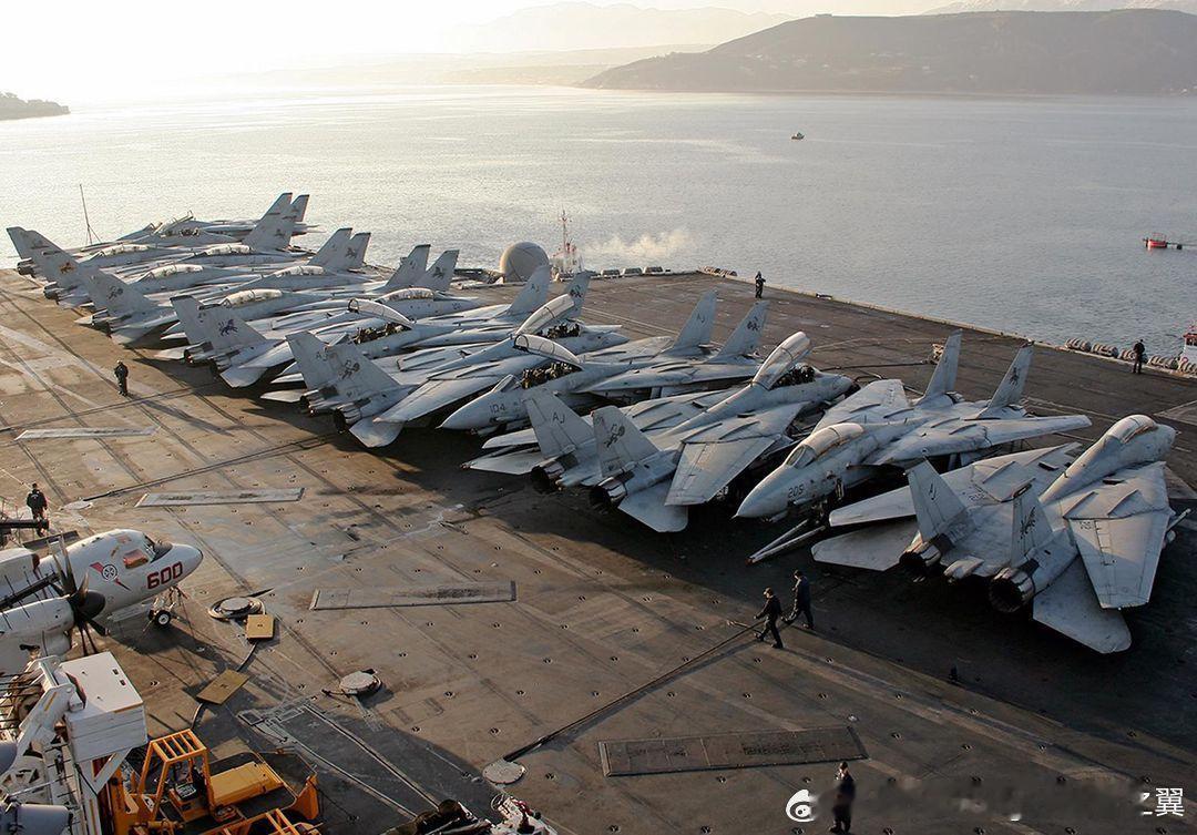 TomcatTuesday​​​
