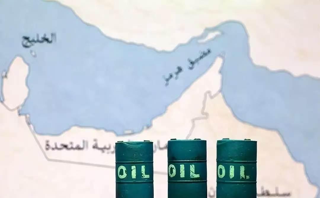 伊朗突然连跑三国，美国航母堵在门口，沙特到底签不签字？伊朗外长阿拉格齐4月2