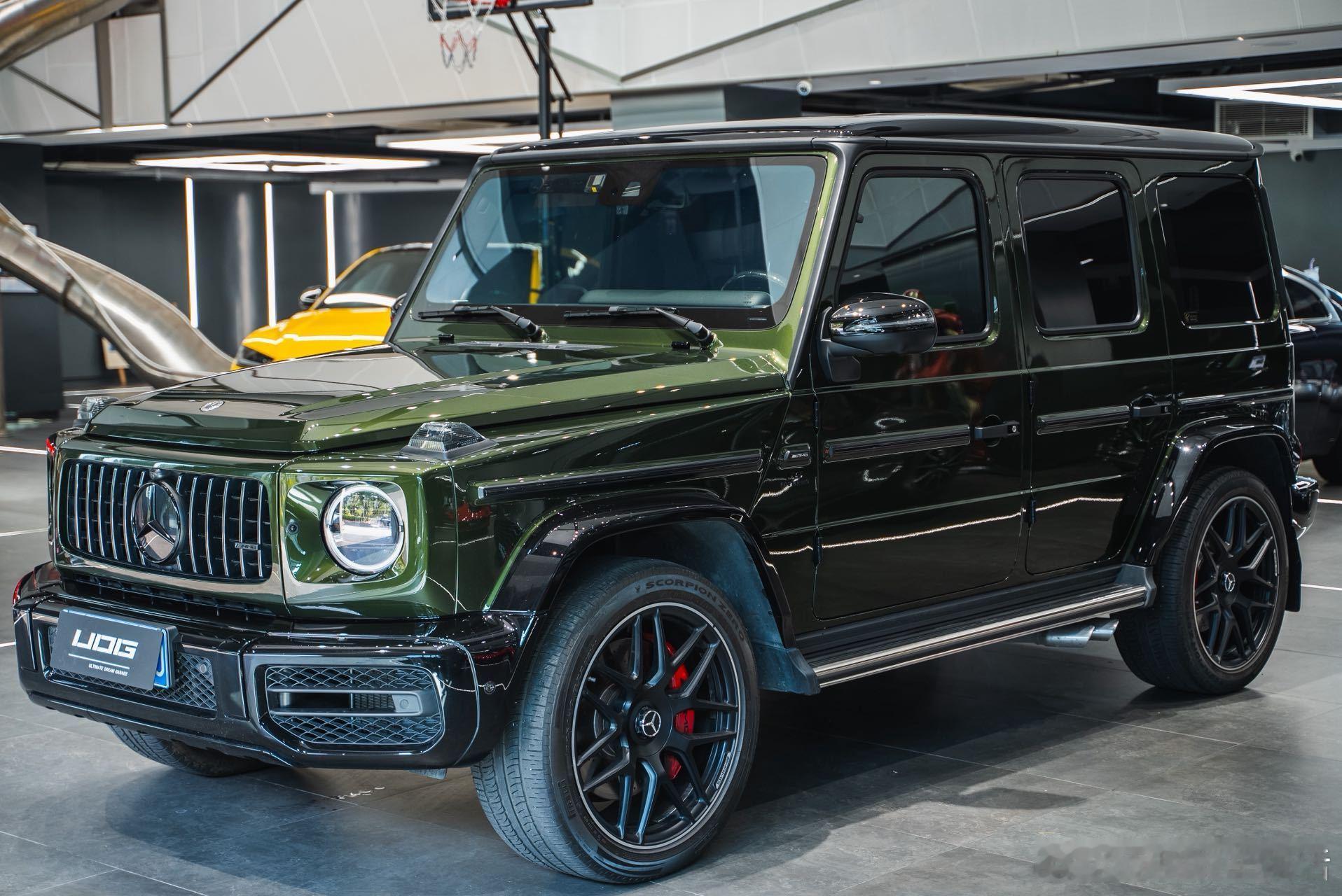 最近奔驰G63属于满仓状态，滞销了，还说不说这方盒子属实帅呀，怎么会不喜欢