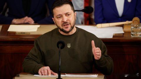 泽连斯基称：乌克兰的体面和平取决于这些因素12月7日，泽连斯基在脸书上通报