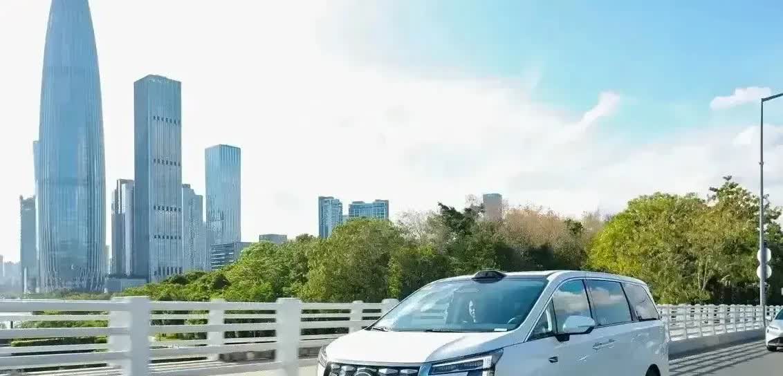 听人劝！一，智驾——买问界二，豪华——买理想三，性价比——买传祺向往