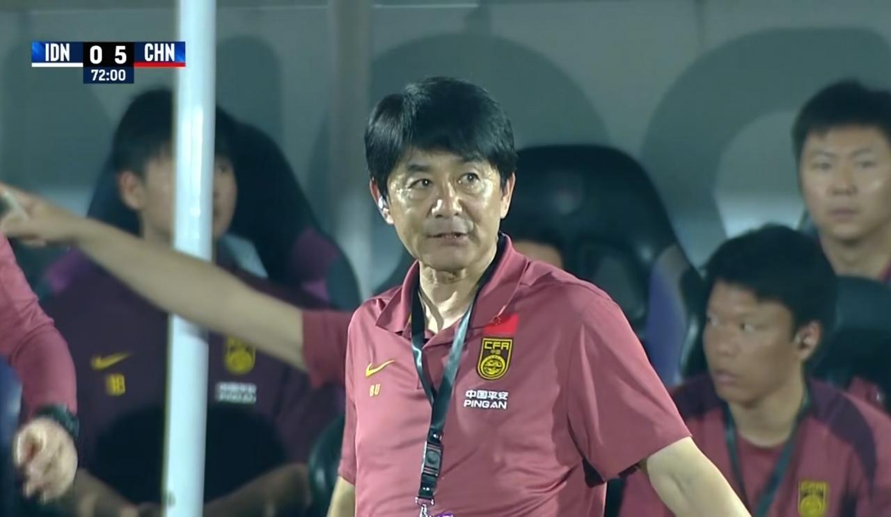 中国队砍瓜切菜，下半场又进2球，目前中国U17国少摧枯拉朽6比0横扫印尼U17，