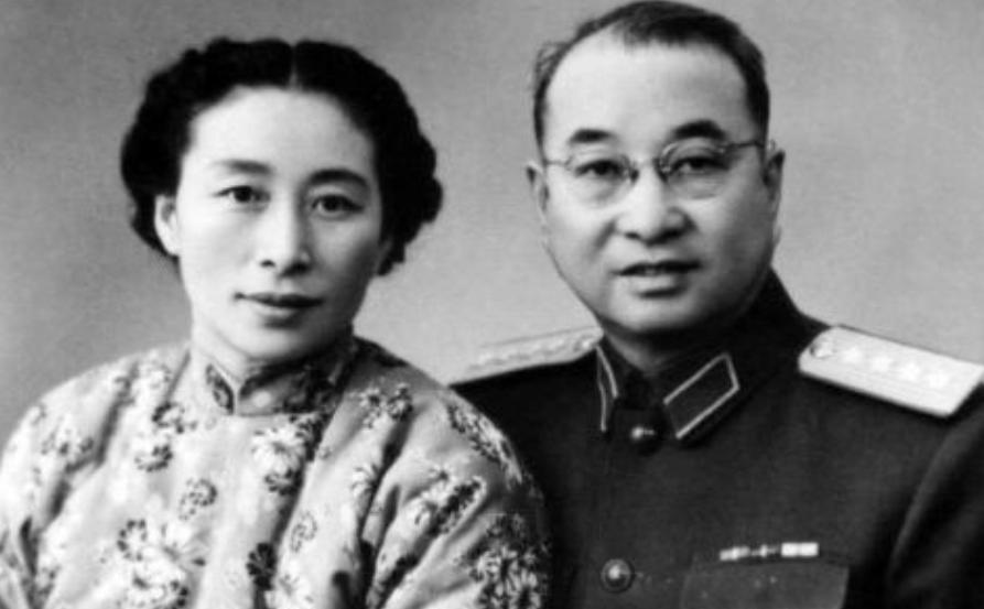 陈赓夫人与亲属几十年未见，建国后专门找叶剑英：帮帮自己的亲人【1949年10