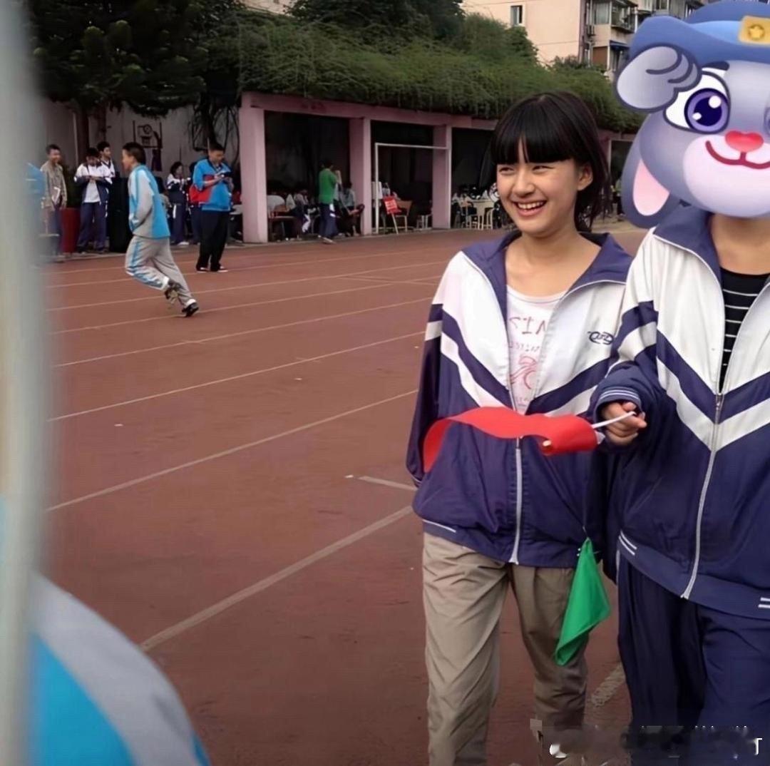 虞书欣赵露思早起你觉得谁赢了​​​