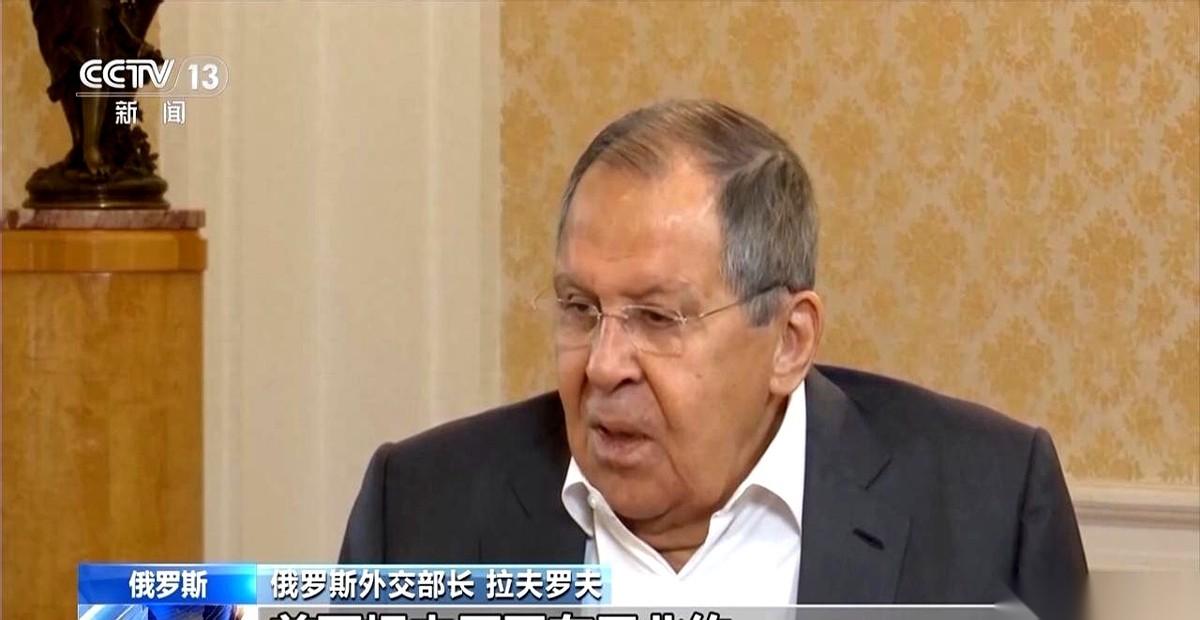 打不赢了，就想喊停？之前把人往死里逼，叫嚣着要“战略性击败”。现在一看，哎哟，