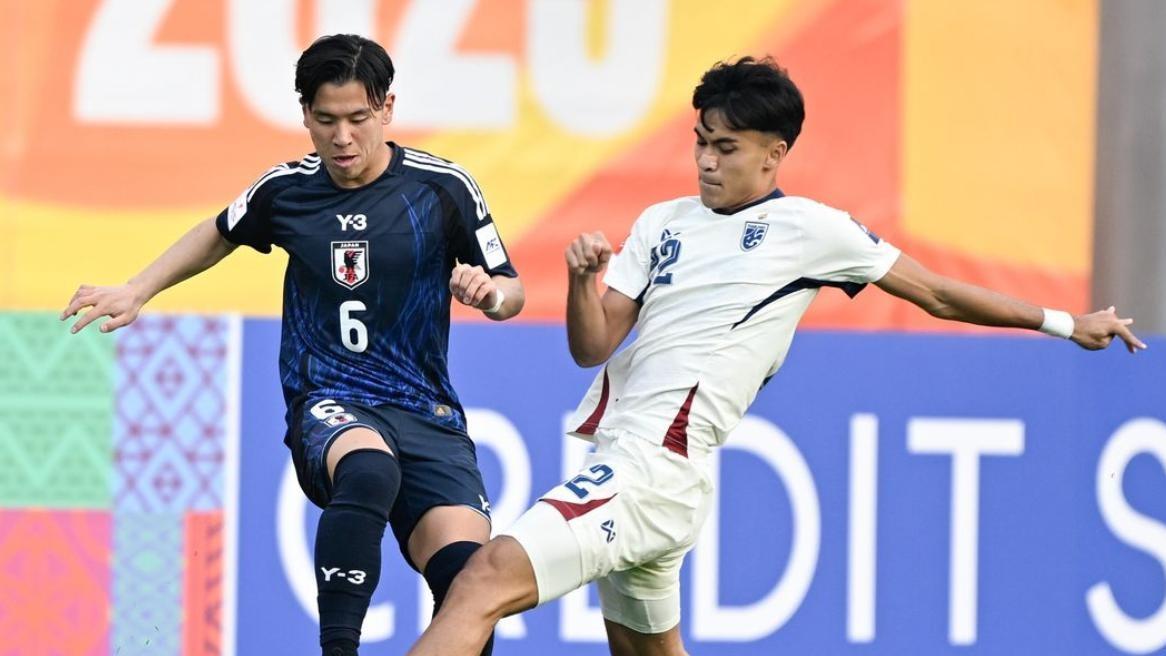 3-0! 亚洲杯惨案: 日本大胜力压韩国登顶, 进8强双双碰不到中国队