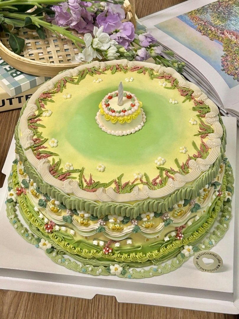 顾客对蛋糕很满意裱花师疯了